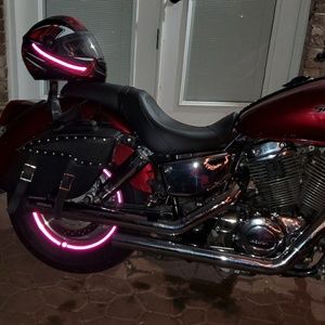 Meet your Posher, Ladale